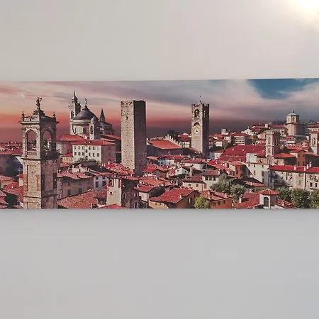 All'ombra Del Campanile Apartman *